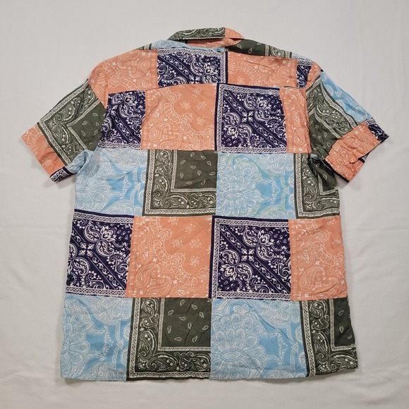 Reclaimed Vintage Men Short Sleeve Button Up Shirt Small Paisley Patchwork - Picture 9 of 10